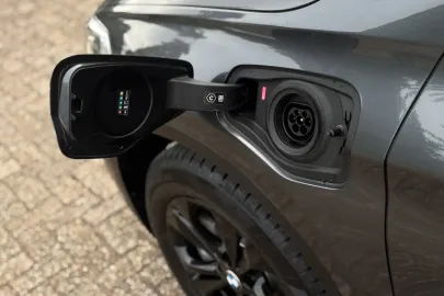 Car image 38