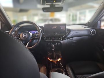 Car image 10