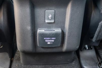 Car image 26