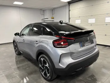 Car image 40