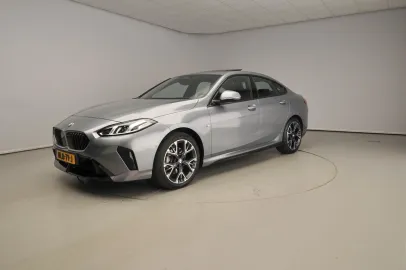 Car image 37