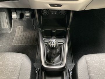 Car image 10