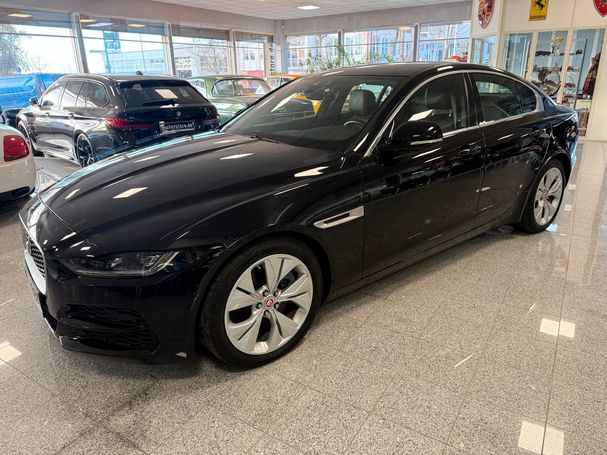 Jaguar XE P250 S 184 kW image number 2