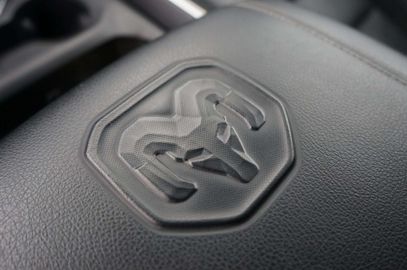 Car image 41