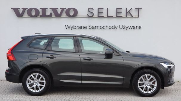 Volvo XC60 T4 Momentum 140 kW image number 7