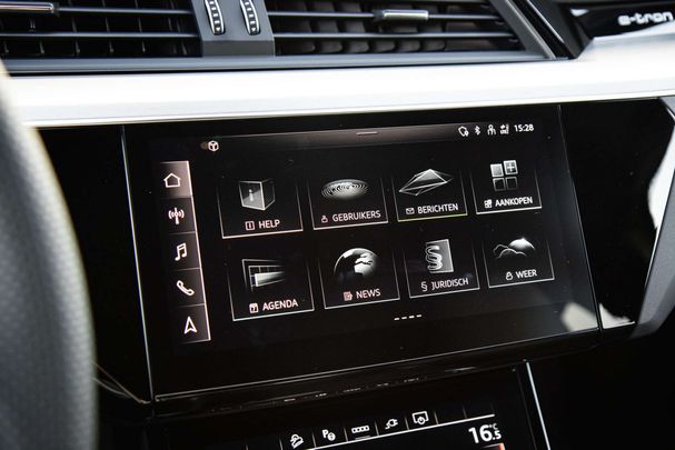 Audi SQ8 quattro e-tron 370 kW image number 45