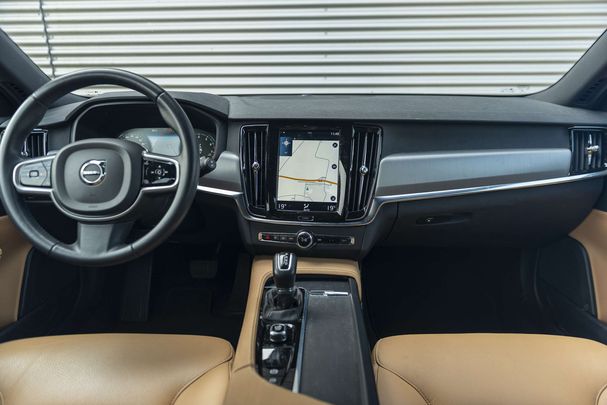 Volvo V90 T4 140 kW image number 3