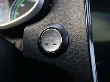 Car image 32