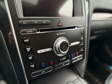 Car image 37