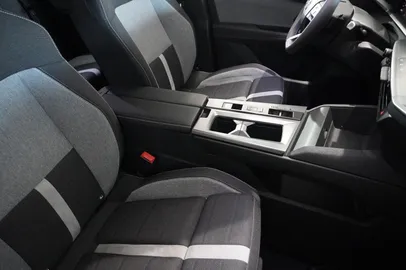 Car image 42