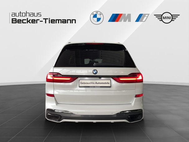 BMW X7 M50i xDrive 390 kW image number 3