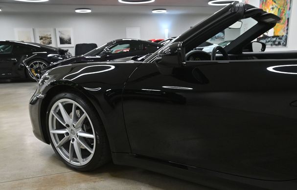 Porsche 992 Carrera 4 Cabrio PDK 283 kW image number 19