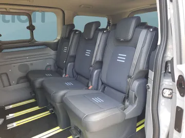 Car image 28
