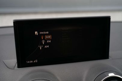 Car image 33