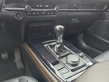 Car image 26