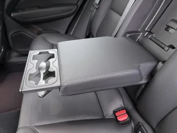 Car image 41