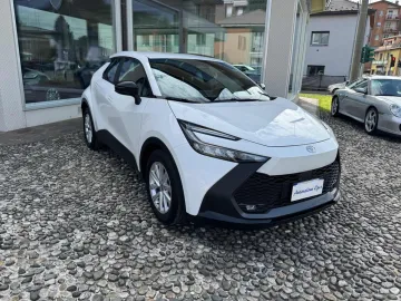 Car image 2