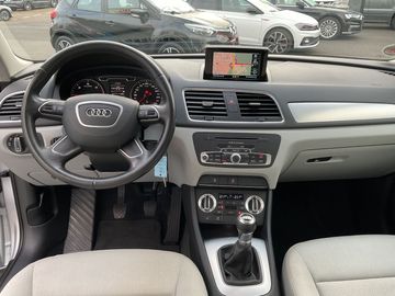 Car image 25