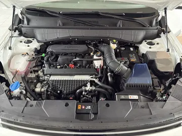 Car image 23