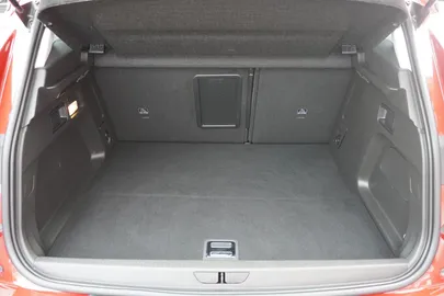 Car image 40