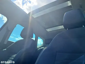 Car image 38