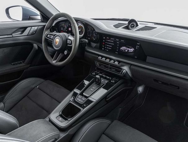 Porsche 992 Carrera 4 GTS Cabrio 353 kW image number 4