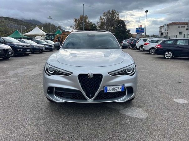 Alfa Romeo Stelvio V6 2.9 Bi-Turbo Quadrifoglio 375 kW image number 3