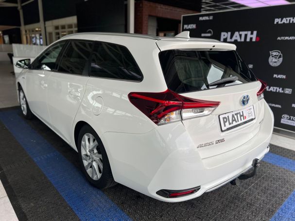 Toyota Auris Touring Sports Hybrid 100 kW image number 7