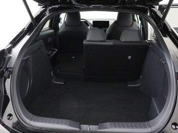 Car image 33