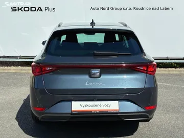 Car image 31