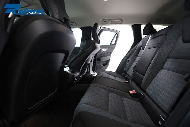 Volvo V60 B4 145 kW image number 6