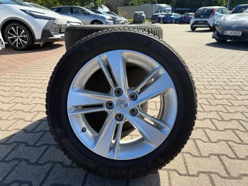 Car image 29