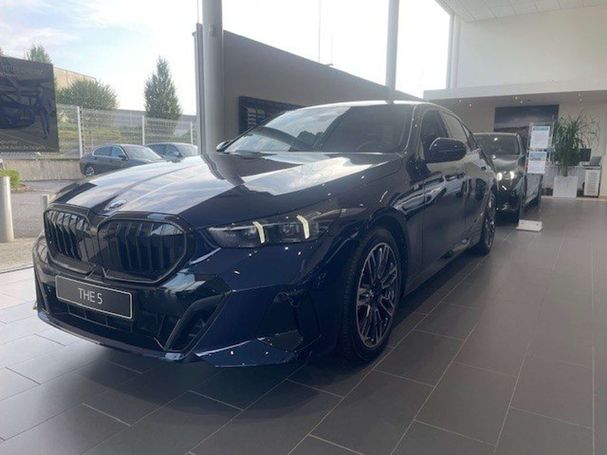 BMW 520i 120 kW image number 1