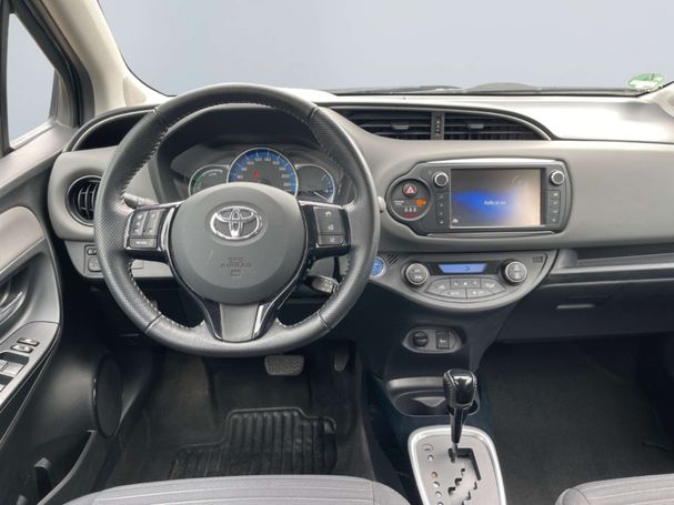 Toyota Yaris 1.5 Hybrid 74 kW image number 9