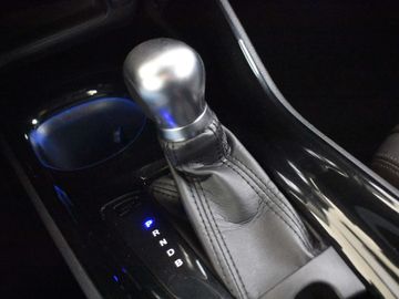 Car image 32