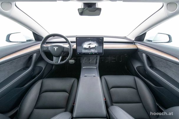 Tesla Model 3 60 239 kW image number 5