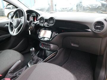 Car image 15