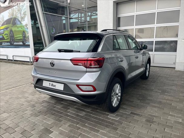 Volkswagen T-Roc 1.0 TSI T-Roc 81 kW image number 3