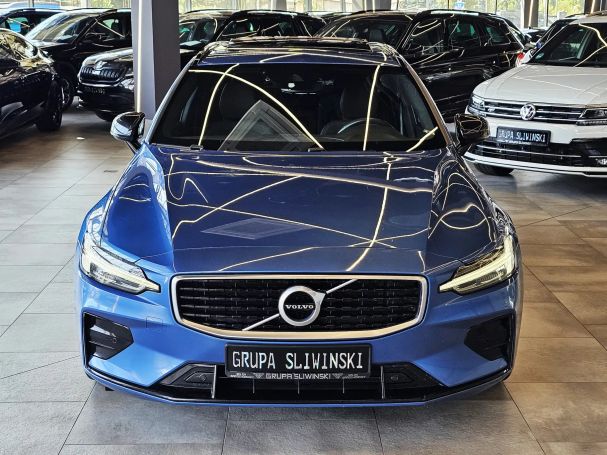 Volvo V60 D4 AWD R-Design 140 kW image number 13