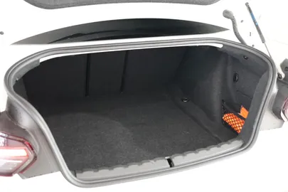Car image 36