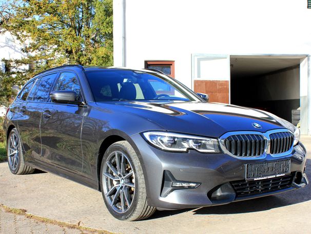 BMW 330 Touring Sport Line 185 kW image number 2