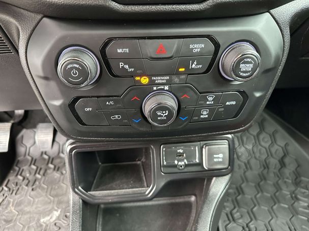 Jeep Renegade 1.0 Limited 88 kW image number 34