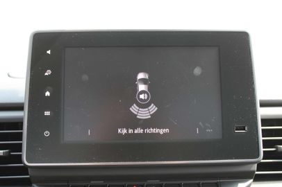 Car image 21