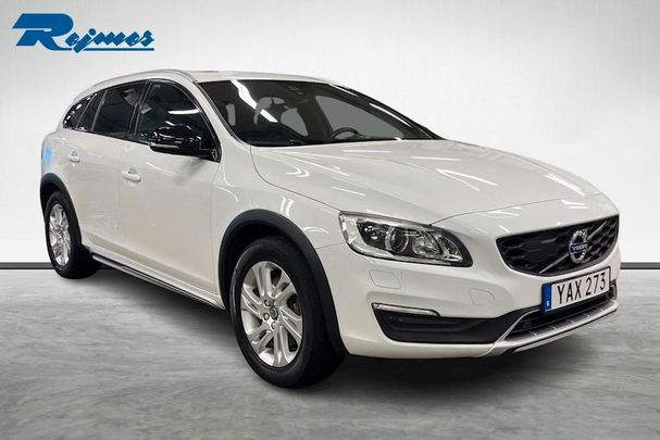 Volvo V60 Cross Country AWD D4 163 kW image number 5