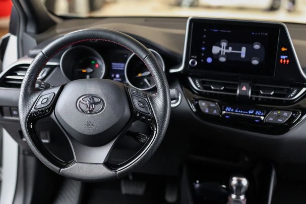 Toyota C-HR 90 kW image number 29