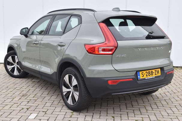 Volvo XC40 Recharge T4 Plus Dark 155 kW image number 6