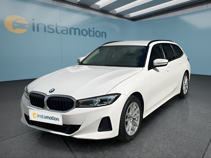 BMW 330i xDrive Touring