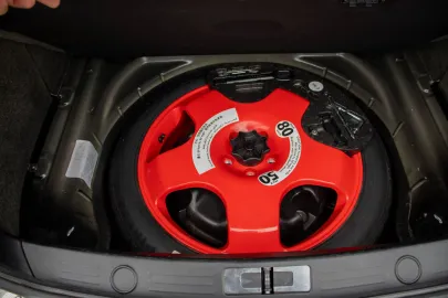 Car image 49