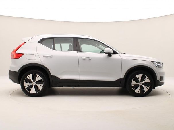 Volvo XC40 Recharge R T4 155 kW image number 13