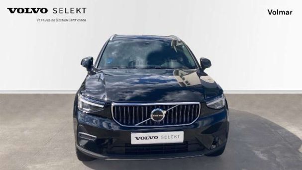 Volvo XC40 Recharge T4 Core 155 kW image number 2